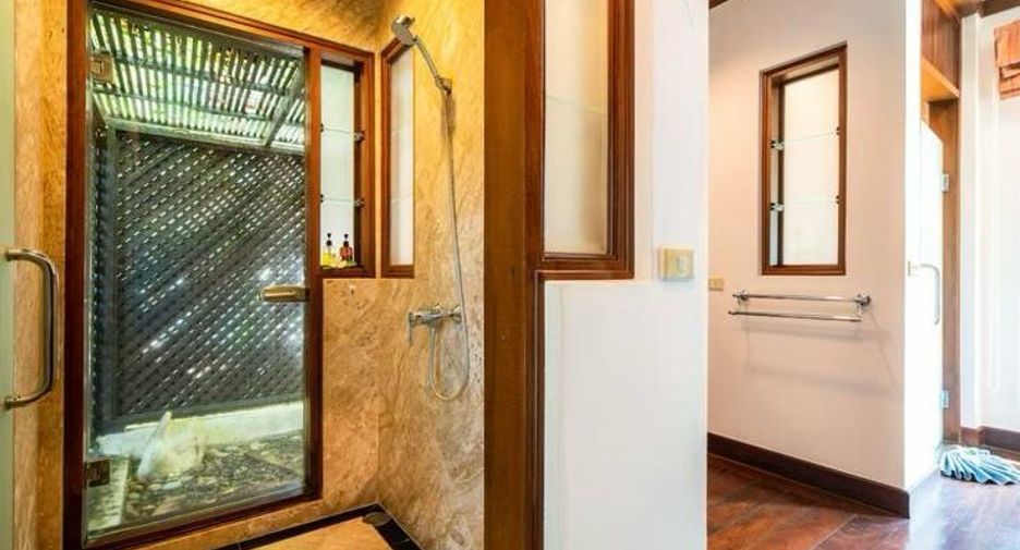 For rent 4 bed villa in Mueang Phuket, Phuket