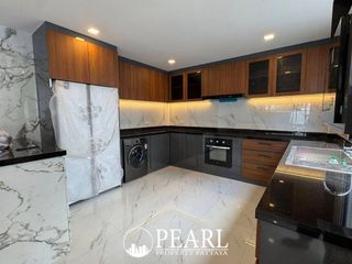 For sale 6 bed villa in Bang Lamung, Chonburi