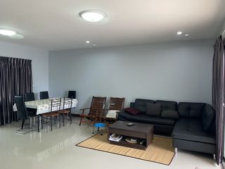 For rent 3 bed townhouse in Cha Am, Phetchaburi