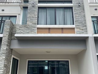 For rent 3 bed townhouse in Cha Am, Phetchaburi