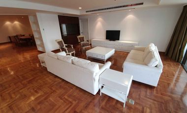 For rent 3 bed condo in Watthana, Bangkok
