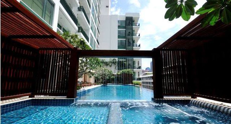For rent 1 bed condo in Watthana, Bangkok