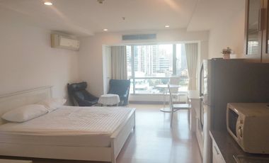 For sale studio condo in Khlong Toei, Bangkok