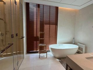 For rent 2 bed condo in Pathum Wan, Bangkok