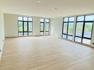For rent 3 bed retail Space in Thalang, Phuket
