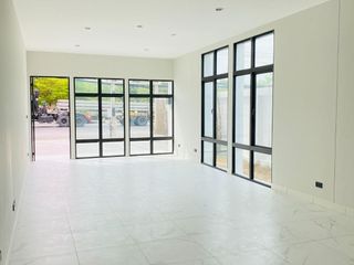 For rent 3 bed retail Space in Thalang, Phuket