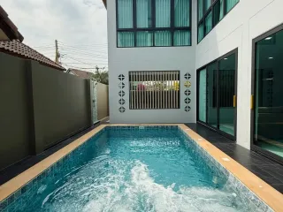 For sale 3 bed villa in Bang Lamung, Chonburi
