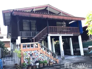 For sale 5 bed house in Mueang Chiang Mai, Chiang Mai