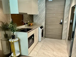 For rent 3 bed condo in Khlong Toei, Bangkok