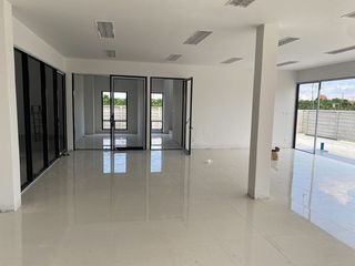 For sale and for rent warehouse in Bang Len, Nakhon Pathom