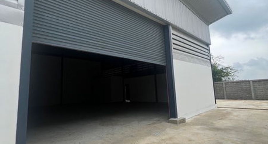 For sale and for rent warehouse in Sai Noi, Nonthaburi