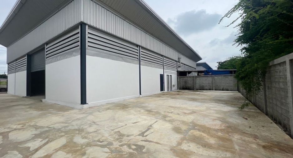 For sale and for rent warehouse in Sai Noi, Nonthaburi