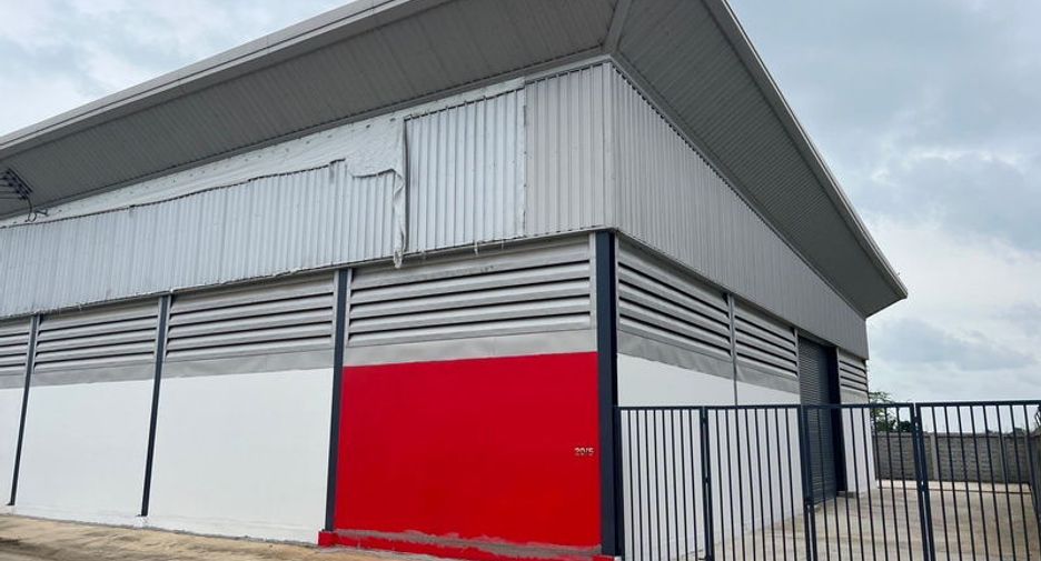 For sale and for rent warehouse in Sai Noi, Nonthaburi