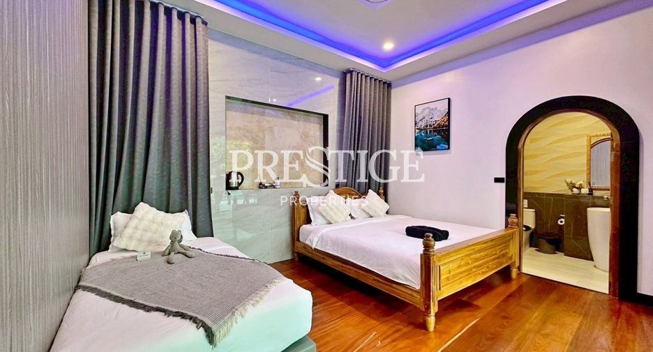 Haus zur Miete mit 5 Zimmer in Bang Lamung, Chonburi