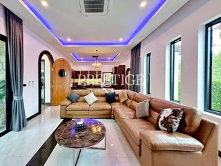 For rent 5 bedrooms house in Bang Lamung, Chonburi