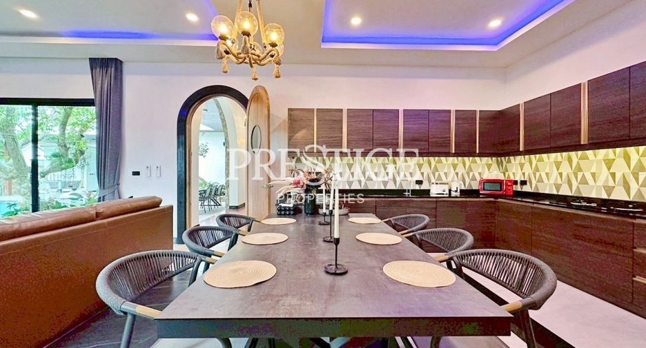 Haus zur Miete mit 5 Zimmer in Bang Lamung, Chonburi