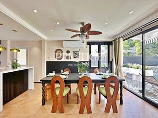 Casa en venta de 4 habitaciones en Bang Lamung, Chonburi