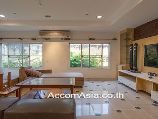 For rent and for sale 6 bed house in Watthana, Bangkok