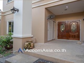For rent and for sale 6 bed house in Watthana, Bangkok
