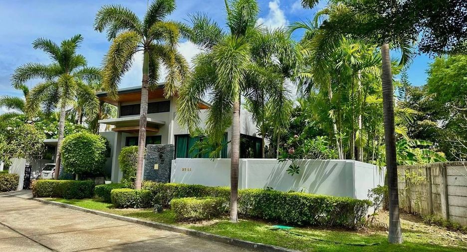 For rent 3 bed villa in Mueang Phuket, Phuket