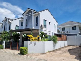 For sale 3 bed house in Si Racha, Chonburi