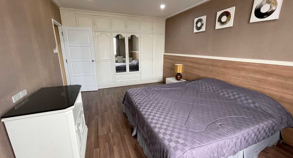 For rent 2 Beds condo in Khlong Toei, Bangkok