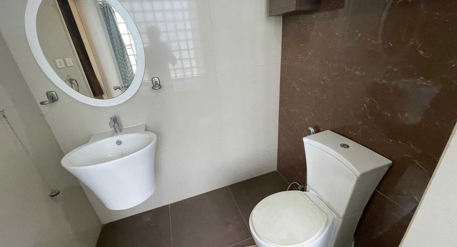 For rent 2 Beds condo in Khlong Toei, Bangkok