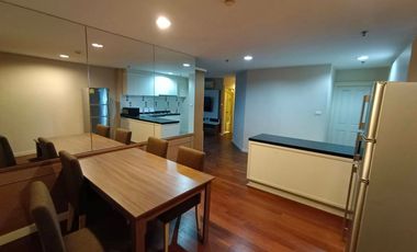 For rent 2 bed condo in Huai Khwang, Bangkok