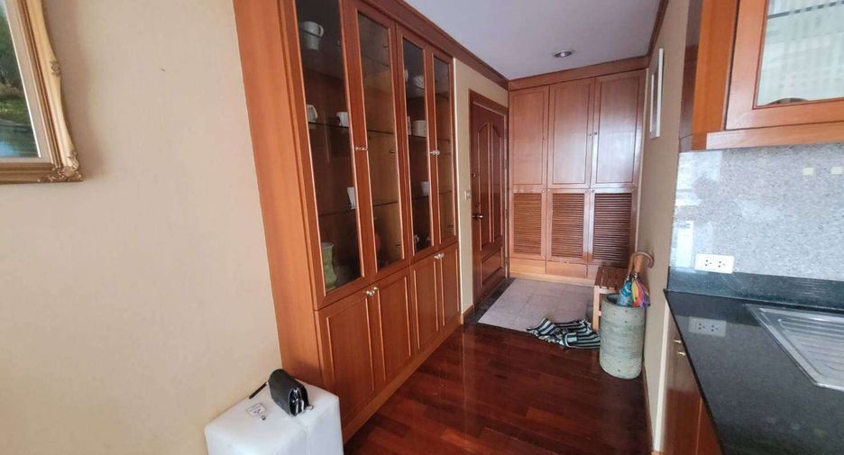 For rent 2 Beds condo in Watthana, Bangkok
