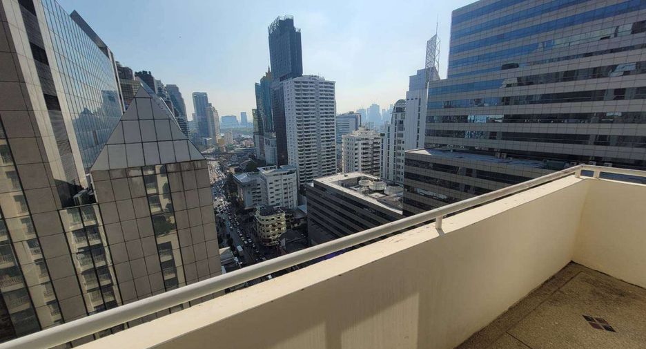For rent 2 Beds condo in Watthana, Bangkok