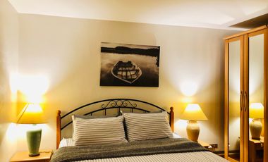 For rent 2 bed condo in Pathum Wan, Bangkok