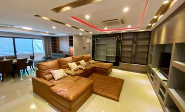 For rent 2 bed condo in Khlong Toei, Bangkok