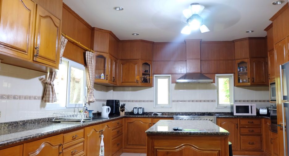 Продажа 3 спальни дом в Банг Ламунг, Чонбури