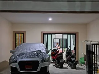 For sale 3 Beds townhouse in Krathum Baen, Samut Sakhon