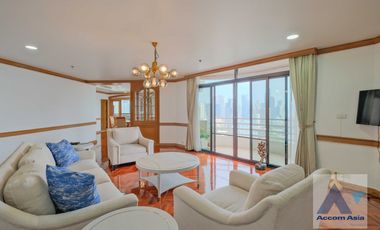 For rent 3 Beds condo in Khlong Toei, Bangkok