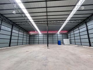 For rent warehouse in Mueang Chachoengsao, Chachoengsao