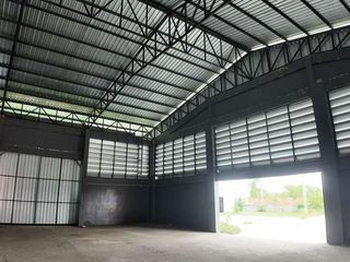 For rent warehouse in Mueang Chachoengsao, Chachoengsao