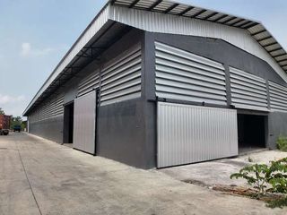 For rent warehouse in Mueang Chachoengsao, Chachoengsao