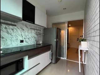 For sale 1 Beds condo in Huai Khwang, Bangkok