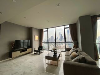 For sale 2 Beds condo in Watthana, Bangkok