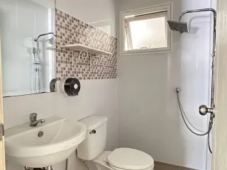For sale 3 bed townhouse in East Pattaya, Pattaya