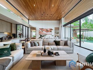 For sale 3 bedrooms villa in Mueang Krabi, Krabi
