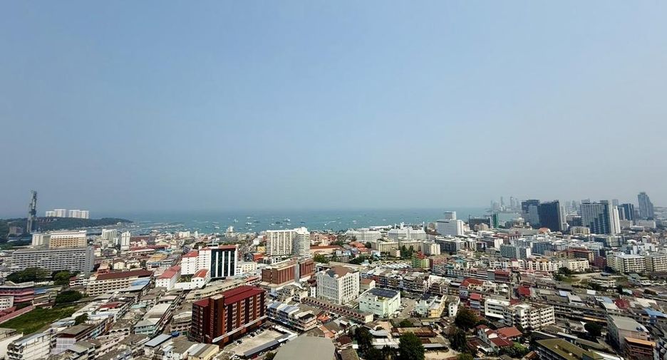 For sale 2 bedrooms condo in South Pattaya, Pattaya