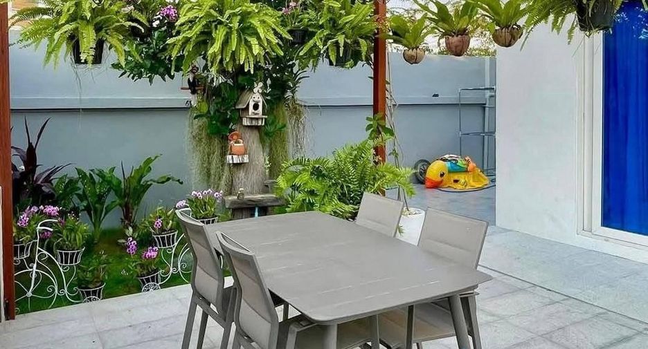 Продажа 4 спальни дом в Банг Ламунг, Чонбури