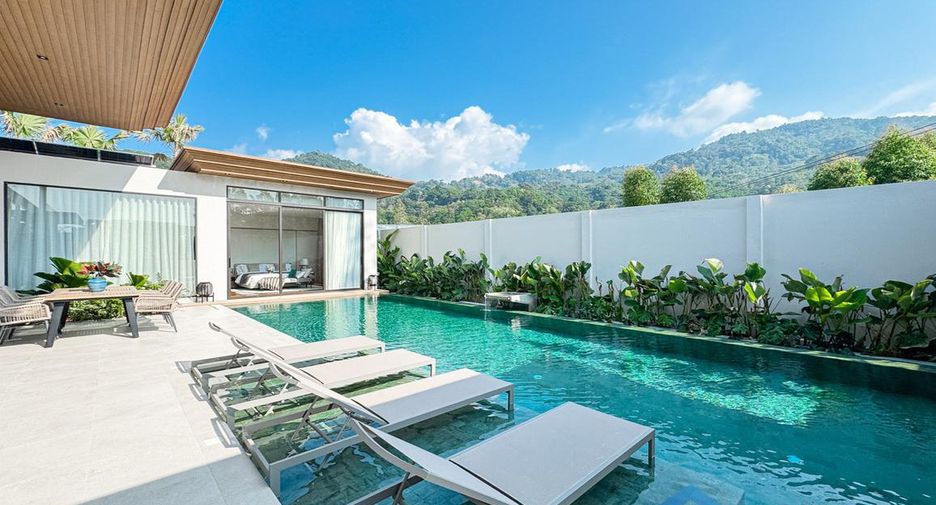 For sale 4 bedrooms villa in Thalang, Phuket