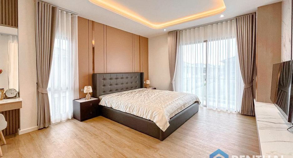 For sale 4 bedrooms house in Bang Lamung, Chonburi