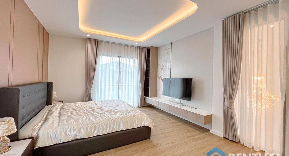 For sale 4 bedrooms house in Bang Lamung, Chonburi