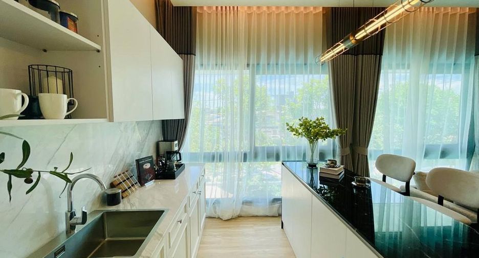For sale 4 bedrooms house in East Pattaya, Pattaya