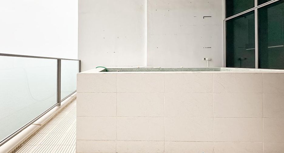 For sale 5 bedrooms condo in North Pattaya, Pattaya