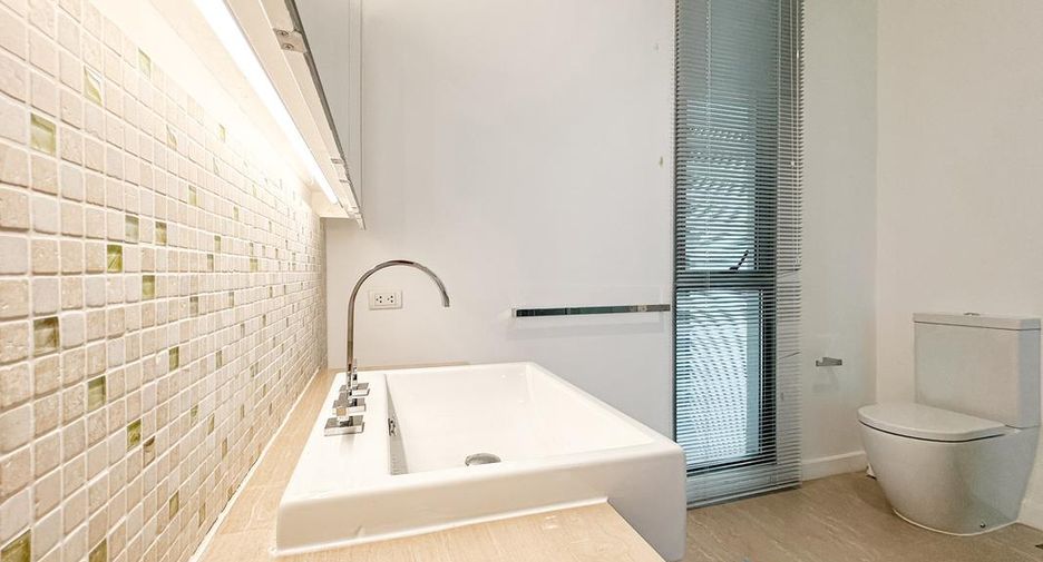 For sale 5 bedrooms condo in North Pattaya, Pattaya